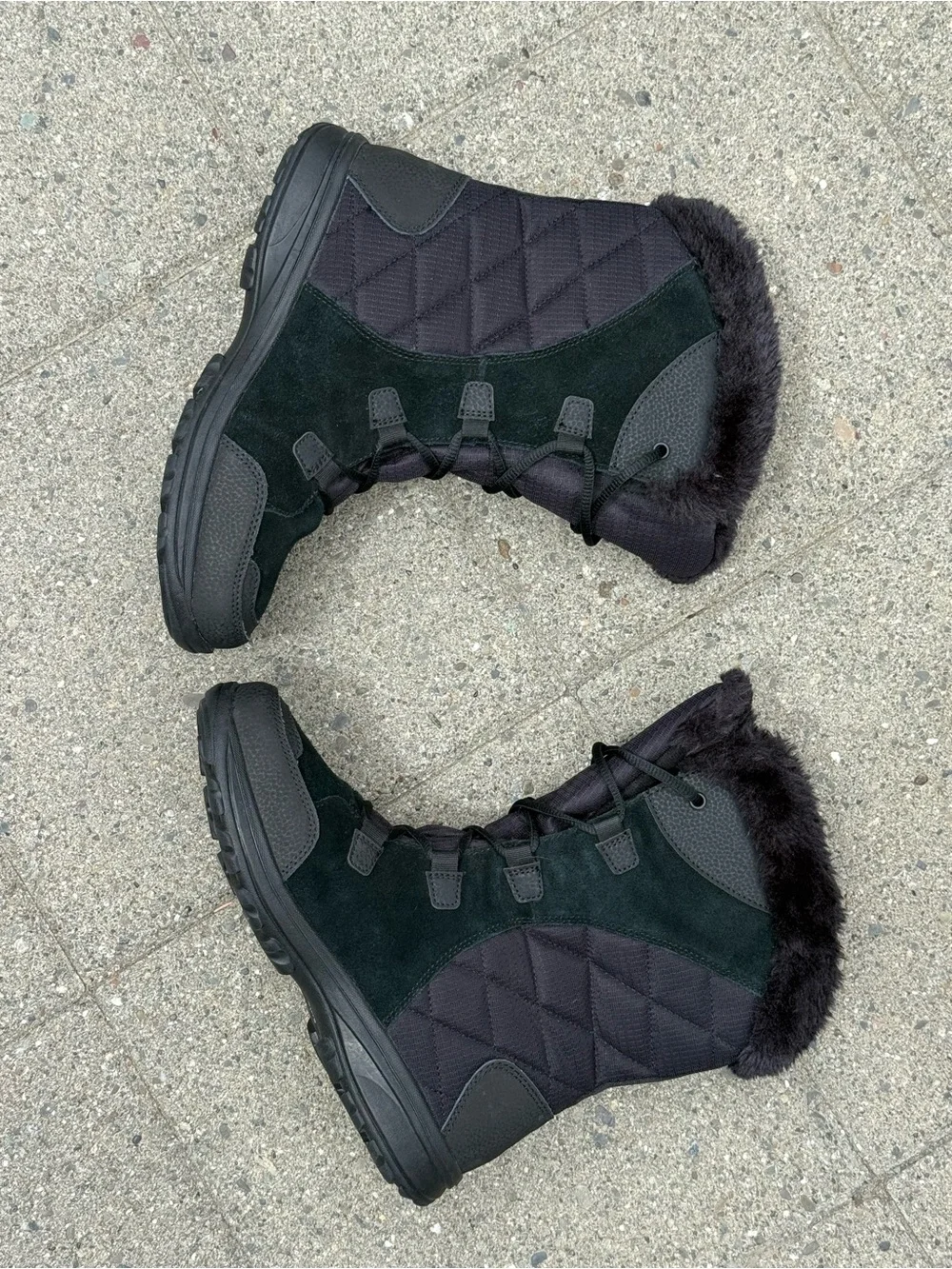 Columbia Women's Ice Maiden II Boots • Sz 9.5